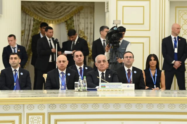 Əli Əsədov MDB Hökumət Başçıları Şurasının iclasında çıxış edib
