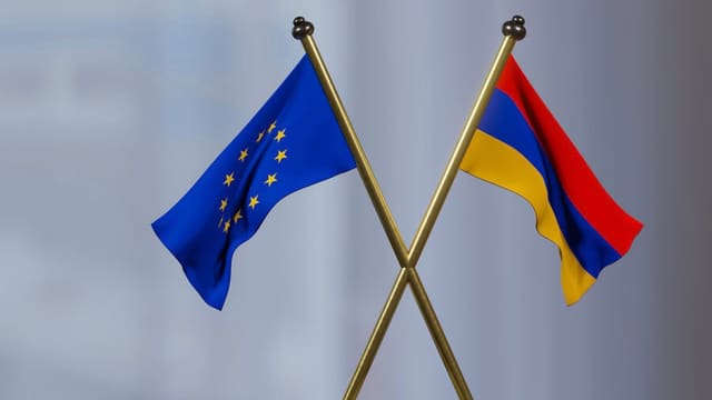 Paşinyan: Ermənistan və Aİ arasında vizasız rejim olacaq