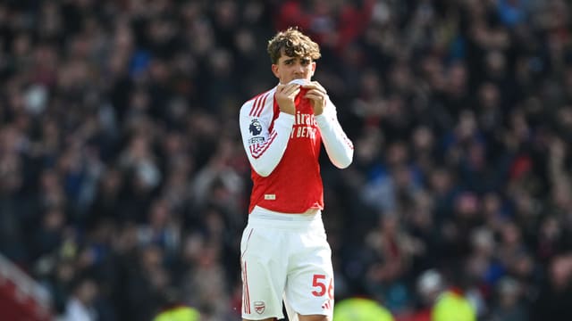 “Arsenal”ın gənc ulduzu Premyer Liqa tarixinə düşdü 