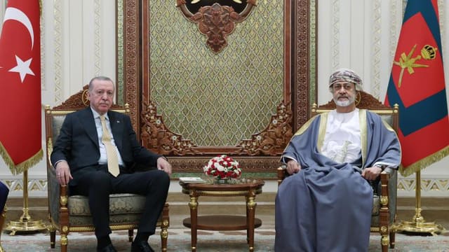 Ərdoğan Oman Sultanı ilə telefon danışığı aparıb