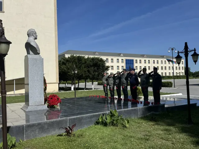 Azərbaycan Ordusunda silsilə tədbirlər keçirilib - Fotolar - Video