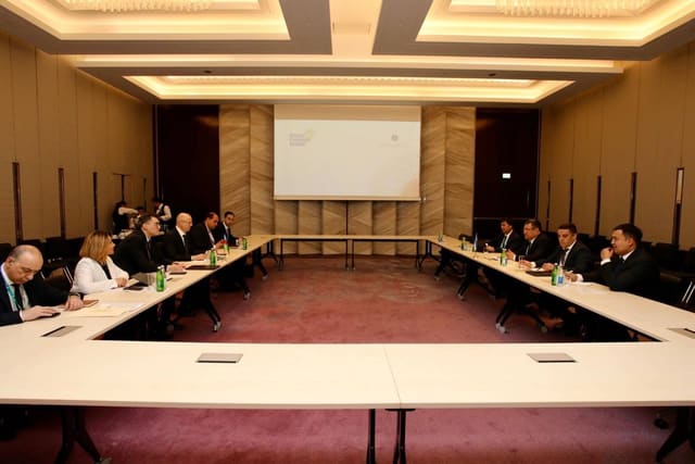 Bakı Enerji Forumu çərçivəsində Azərbaycan-Özbəkistan enerji əməkdaşlığı müzakirə edilib