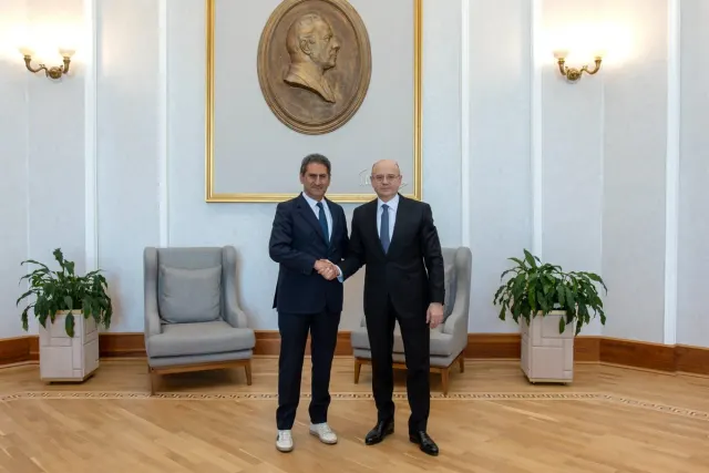 Azərbaycan GECF və IRENA ilə əməkdaşlığın inkişafına dair müzakirələr aparılıb