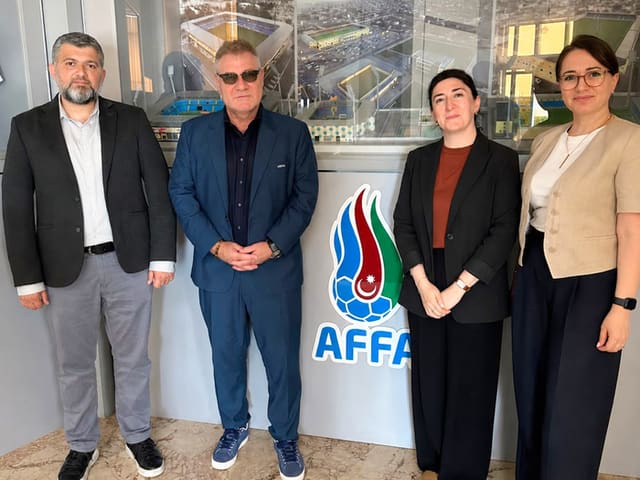 UEFA nümayəndəsi ilə görüş keçirilib