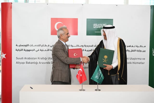 Türkiyə və Səudiyyə Ərəbistanı arasında iki anlaşma memorandumu imzalanıb