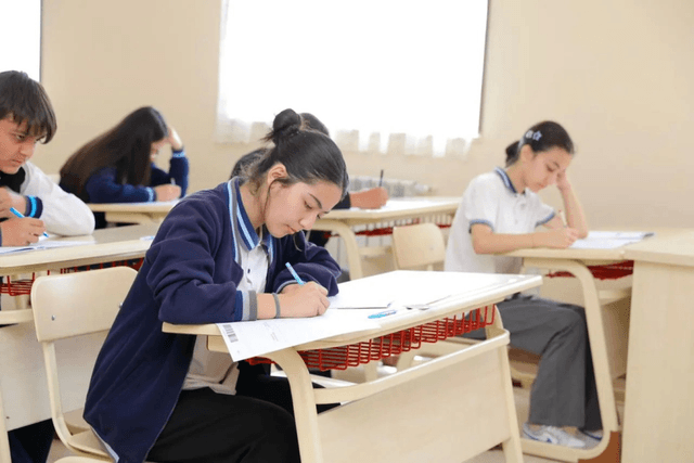 10–11-ci siniflər üçün yeni təmayül modeli təqdim edilib