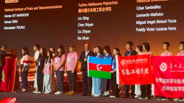 UFAZ tələbələri Huawei şirkətinin iki beynəlxalq mükafatını qazanıblar
