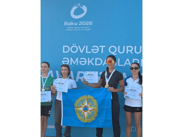 FHN əməkdaşları avarçəkmə yarışında qızıl medal qazanıblar
