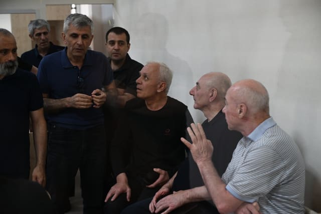Ermənistan vətəndaşlarının şikayətləri üzrə apellyasiya məhkəməsi davam etdirilib