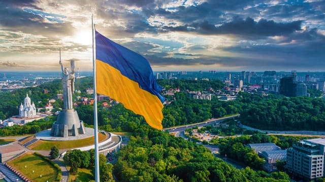 G7 liderləri Ukraynaya hərbi dəstəyi artırmaq barədə razılığa gəliblər