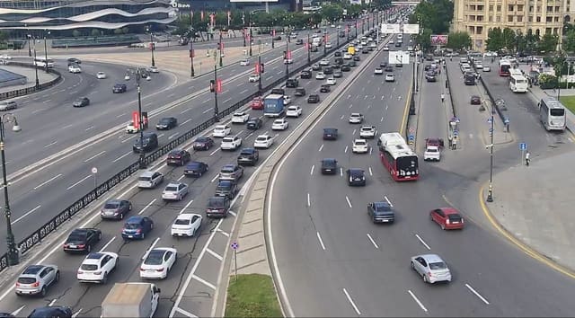 Bakıda hazırda sıxlıq müşahidə olunan yollar açıqlanıb