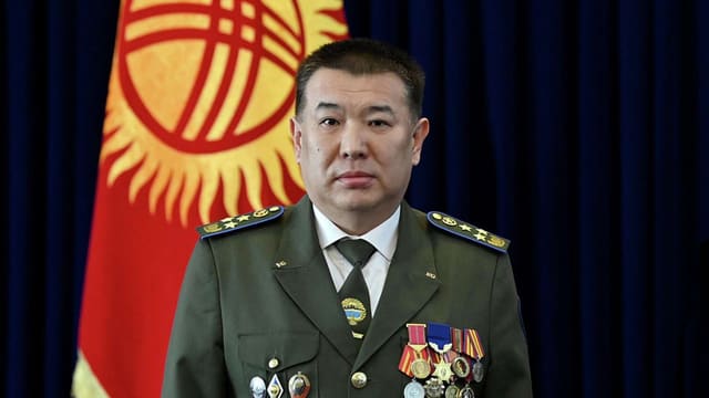 Qırğızıstan Milli Təhlükəsizlik Xidmətinin sədri vəzifəsindən azad edilib