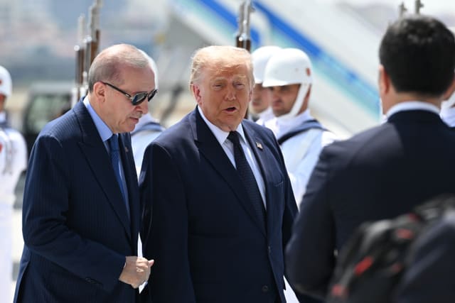 Tramp Ankaraya səfər edib