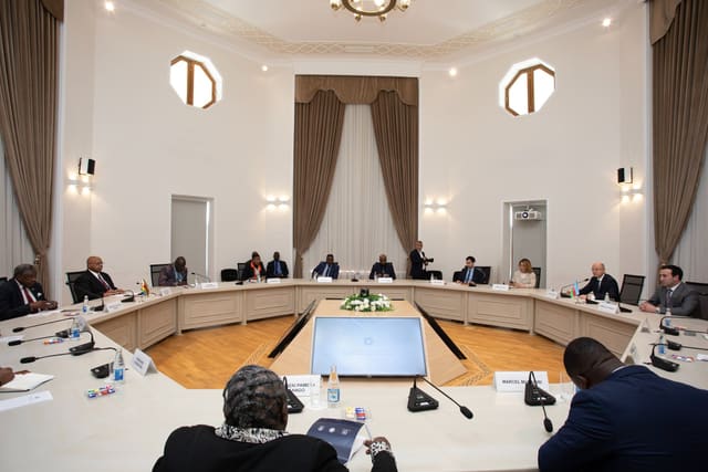 Azərbaycan və Zimbabve arasında enerji sahəsində əməkdaşlıq müzakirə olunub