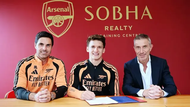 Arsenal strengthens squad with Greek forward Christos Tzolis