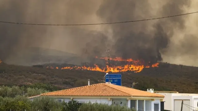 İspaniya Madrid ətrafındakı meşə yanğınlarına görə fövqəladə vəziyyət elan edib