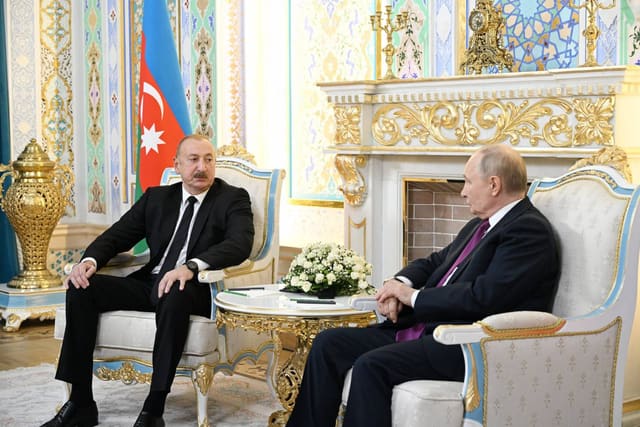 İlham Əliyev və Putin arasında telefon danışığı olub -  YENİLƏNİB