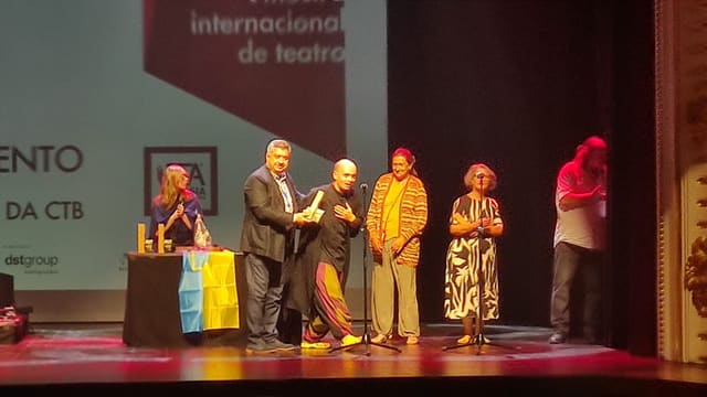 Akademik Musiqili Teatrın direktoru Portuqaliyada beynəlxalq festivalda iştirak edib