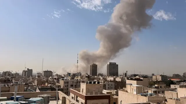  İraqa endirilən zərbələrdə ölən iranlı hərbçilərin sayı artıb - YENİLƏNİB