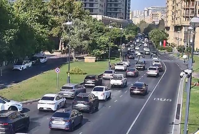 Bakıda hazırda sıxlıq müşahidə olunan yollar açıqlanıb