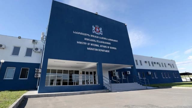 Azərbaycan vətəndaşları da daxil olmaqla 96 nəfər Gürcüstandan deportasiya edilib