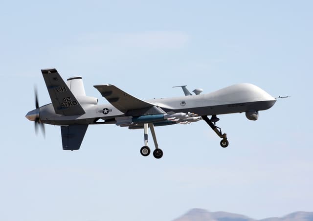 İran Hörmüz boğazı üzərində MQ-9 pilotsuz təyyarəsini vurub