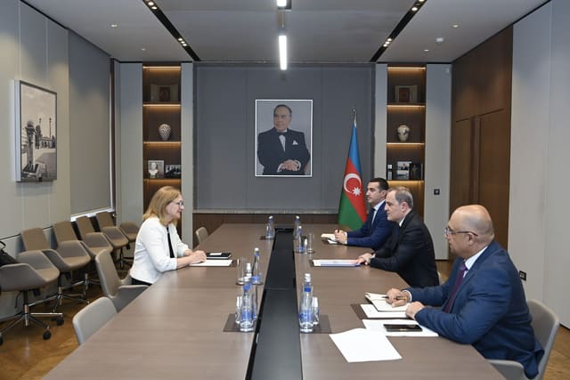 Ceyhun Bayramov Estoniyanın yeni səfirini qəbul edib