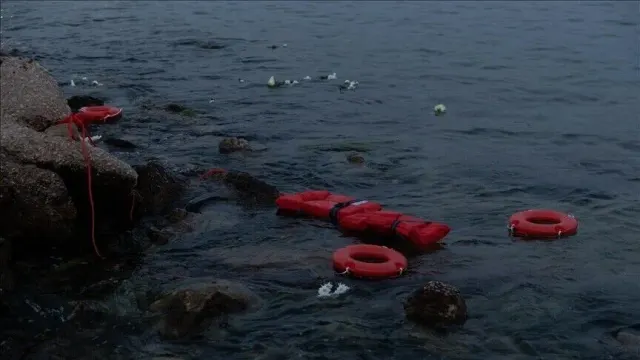 La-Manş boğazında 160 miqrantı daşıyan qayıq yanıb