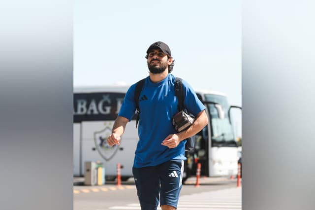 “Qarabağ” “Dinamo” ilə oyun üçün Polşaya yola düşüb
