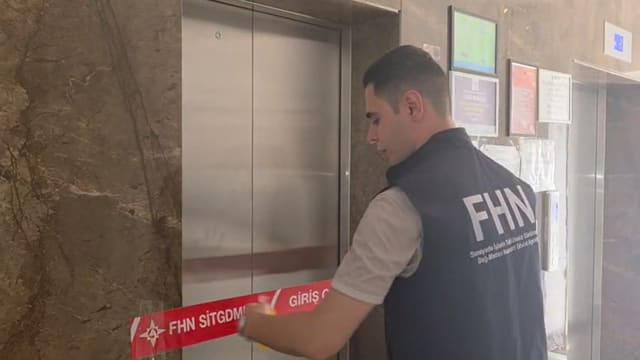 FHN yaşayış binasında təhlükəsizlik tələblərinə cavab verməyən liftlərin istismarını dayandırıb