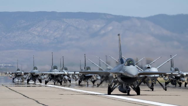 Türkiyə F-16-ları Baltikyanı ölkələrin hava məkanının mühafizəsinə başlayıb