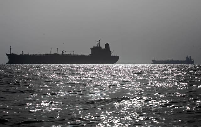 BƏƏ OPEC-dən ayrıldıqdan sonra ADNOC tankerlərə 1,3 milyard dollar xərcləyib