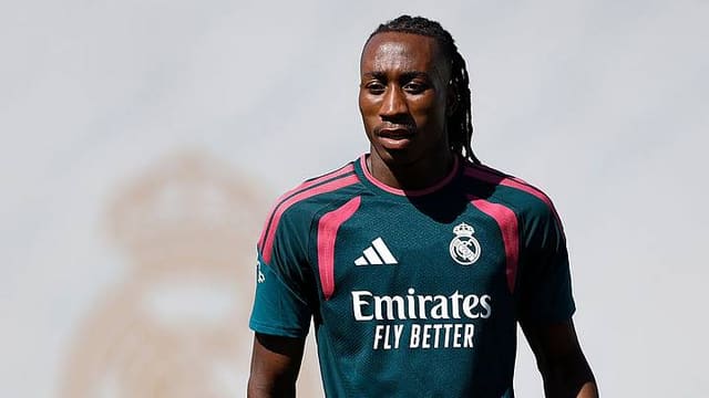 "Real Madrid" yeni mövsüm üçün futbolçuların forma nömrələrini açıqlayıb