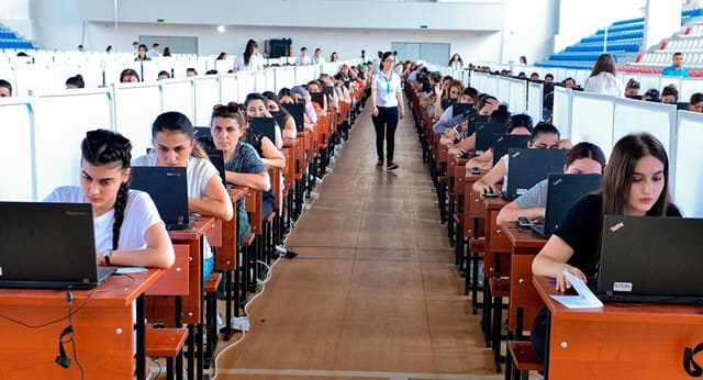 Müəllimlərin işə qəbulu üzrə müsabiqənin növbəti mərhələsinin nəticələri açıqlanıb