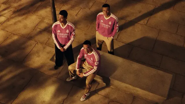 Real Madrid unveils third kit