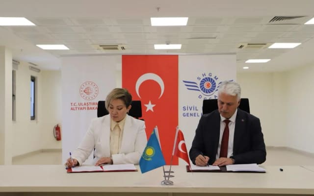 Qazaxıstan və Türkiyə arasında aviasiya sazişi imzalanıb
