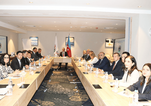 Anar Bağırov LEGIS Mentorluq Proqramının qalibi ilə görüşüb
