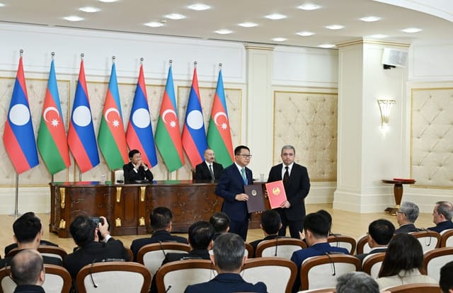 Azerbaijan and Laos adopt Joint Statement, exchange documents