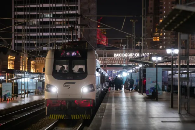 Bakı–Tbilisi–Bakı marşrutu üzrə gündə 4 reys həyata keçiriləcək