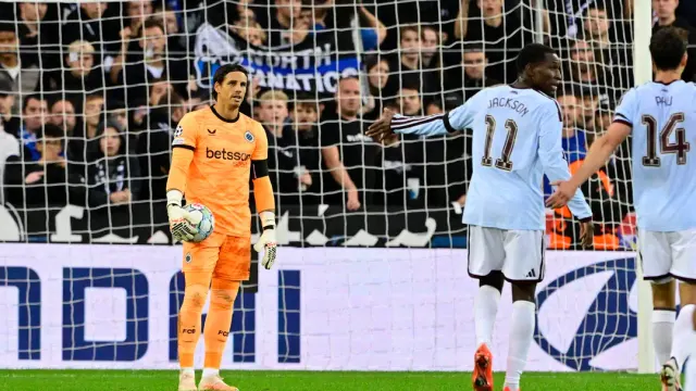 ÇL: "Aston Villa" Belçika səfərindən qələbə ilə qayıdır