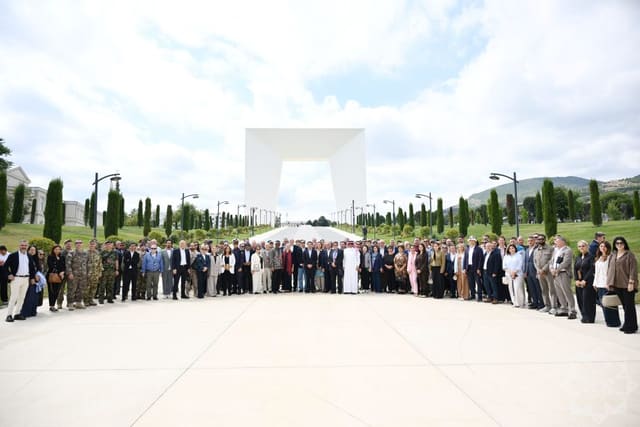 Diplomatik korpusun nümayəndələri Xankəndi Zəfər parkını ziyarət edib