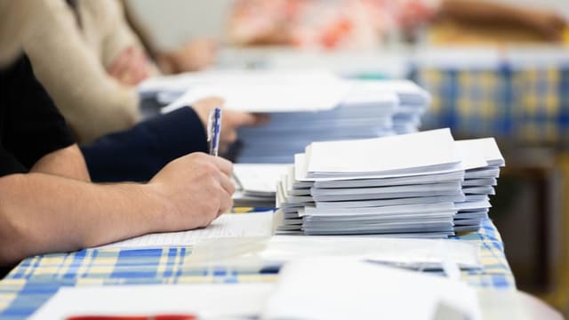 Direktorların işə qəbulu üzrə elektron sənəd qəbulu müddəti uzadılıb