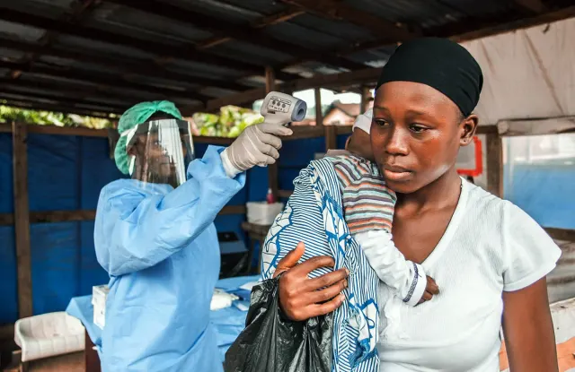 Ebola Şərqi Konqoda episentrdən kənara yayılır