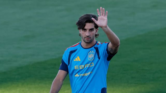 Ferran Torres leaves Spain national team camp due to injury