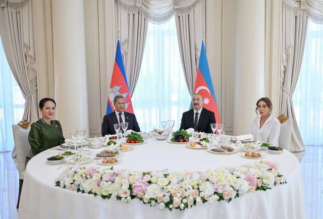 Official dinner hosted on behalf of President Ilham Aliyev in honor of Cambodian Prime Minister