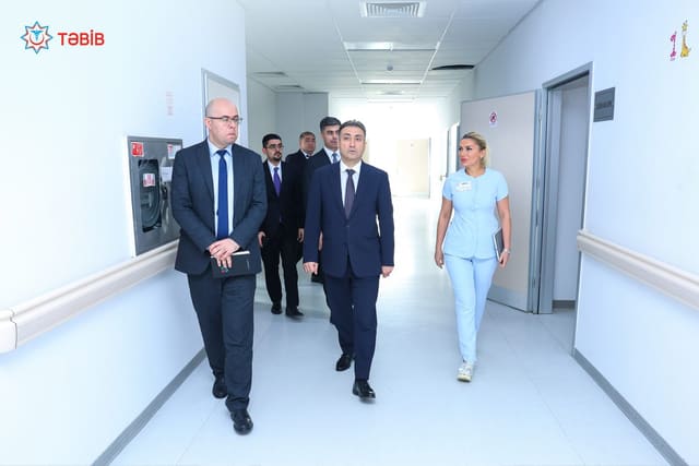 Anar Bayramov Quba Rayon Mərkəzi Xəstəxanasının fəaliyyəti ilə tanış olub