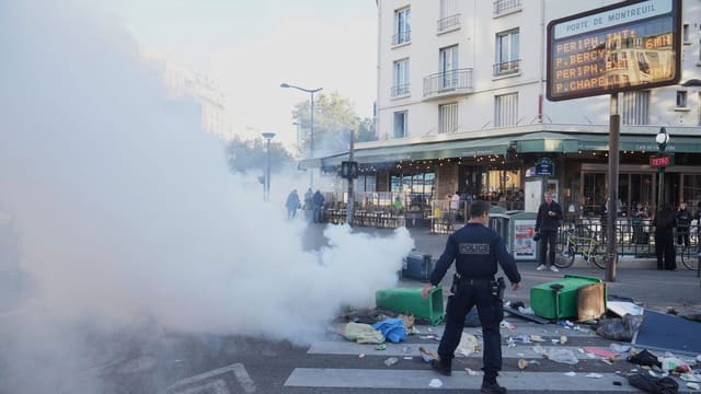 Fransada ölkə daxilində keçirilən kütləvi nümayişlər günündə 135 nəfər saxlanılıb