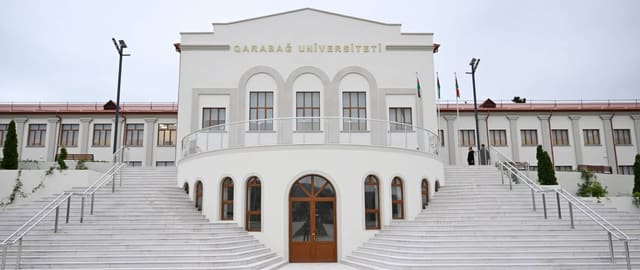 Hikmət Hacıyev: "Adam yenidən Qarabağ Universitetində oxumaq istəyir"