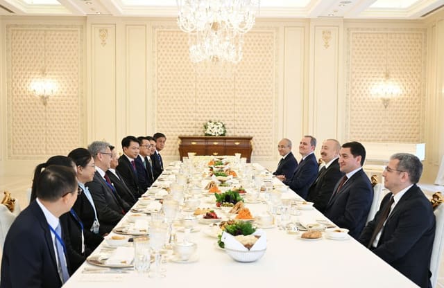 Official dinner hosted on behalf of Ilham Aliyev in honor of President of Laos