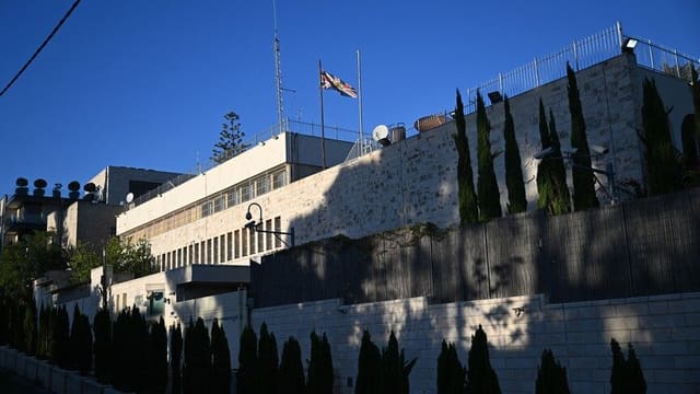 İsrail Britaniyanın Şərqi Qüdsdəki konsulluğunun fəaliyyətini dayandıracaq